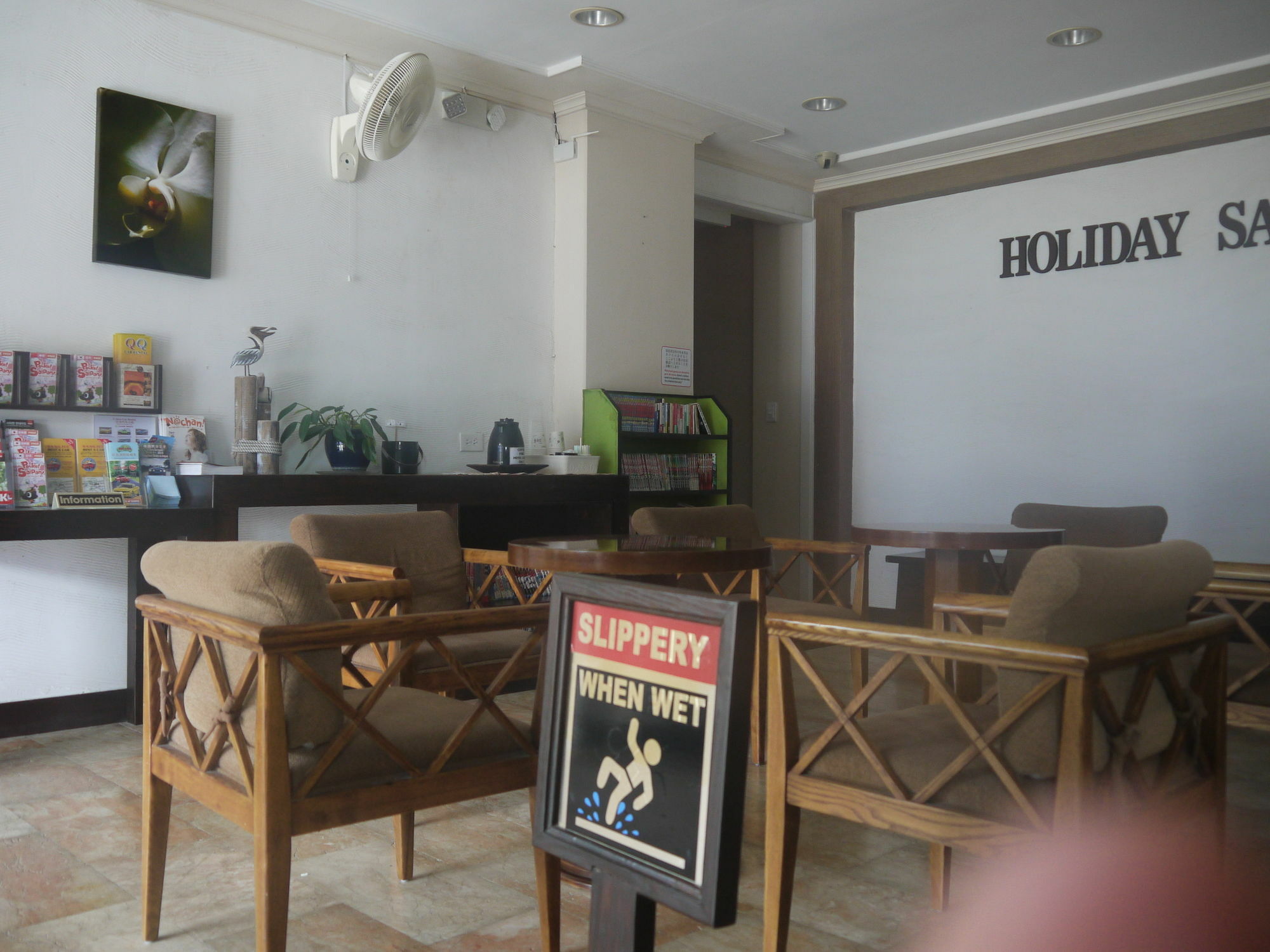 Holiday Saipan Hotel Exterior photo